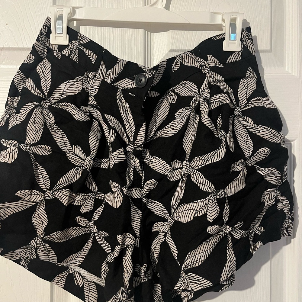 LOFT High Waist Black and White Shorts